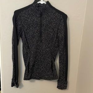 LuluLemon fitted 1/4 zip